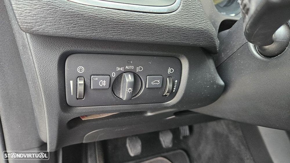 Volvo V40 1.6 D2 Momentum Eco - 15