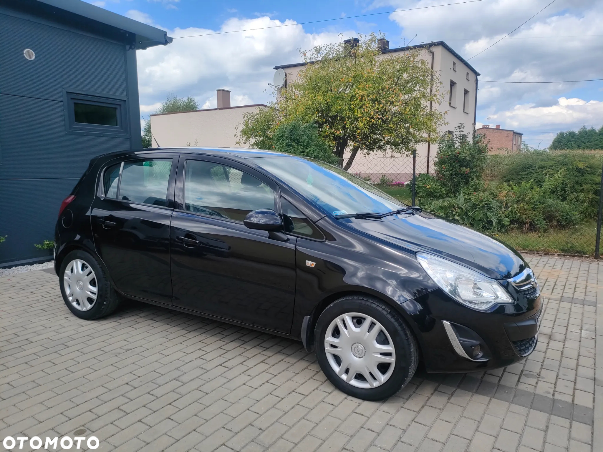 Opel Corsa 1.2 16V Cosmo - 5