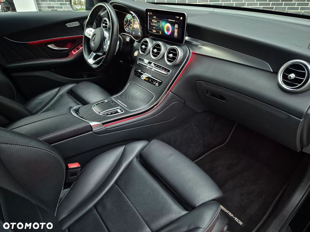 Mercedes-Benz GLC 220 d 4Matic 9G-TRONIC AMG Line Plus - 25