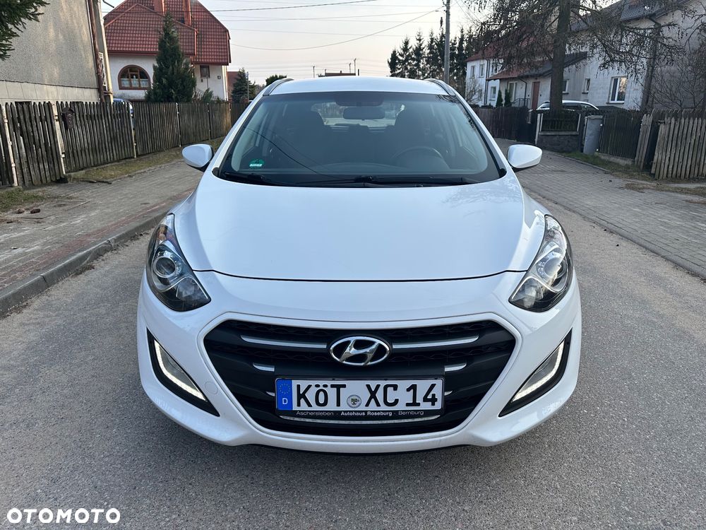 Hyundai i30 1.6 CRDi Premium - 3