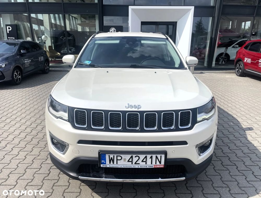 Jeep Compass - 4