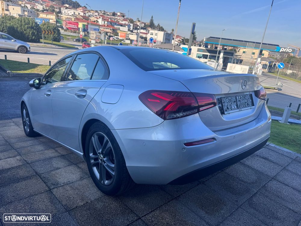 Mercedes-Benz A 180 Limousine d Business Solutions Aut. - 4