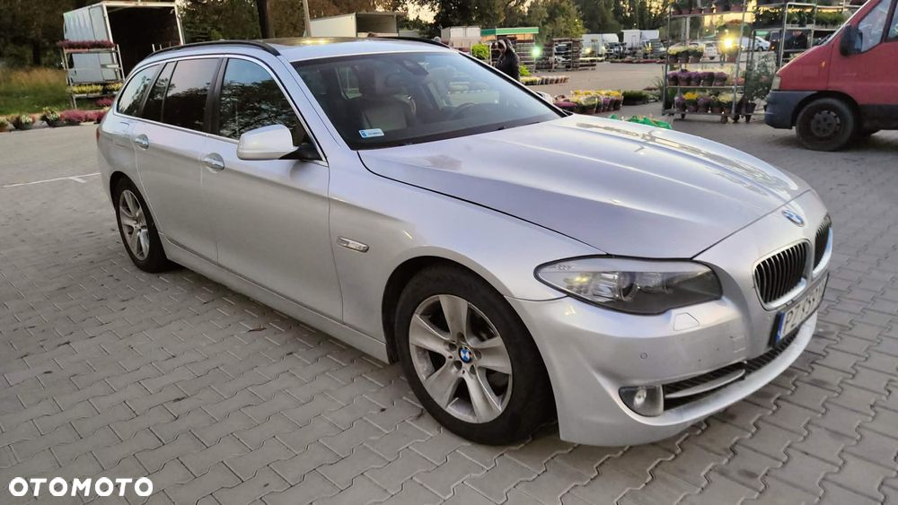 BMW Seria 5 520d - 3