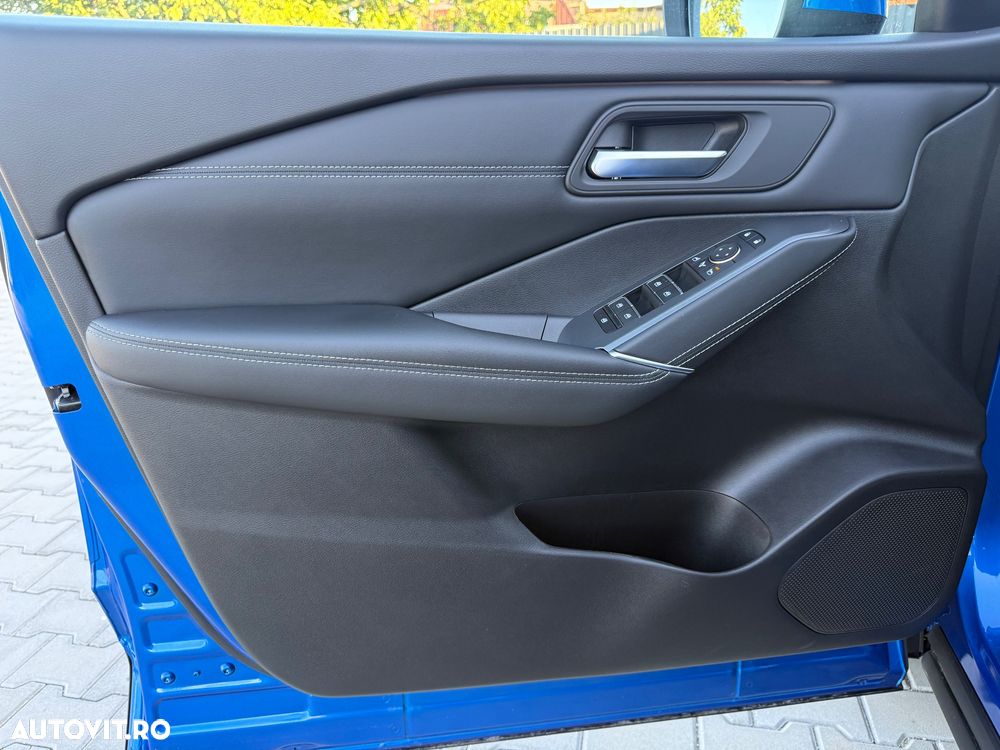 Nissan Qashqai 1.3 l 156CP X-Tronic 4WD MHEV N-Connecta - 14