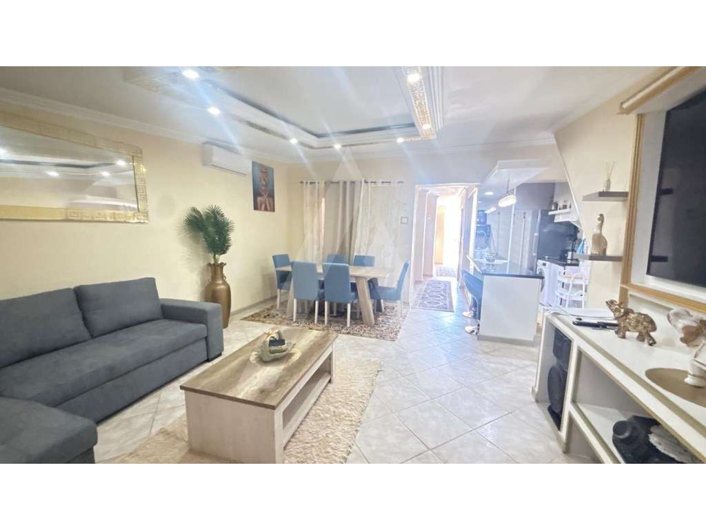 Apartamento Res de chão, com destaque para logradouro privado com b... - Grande imagem: 4/23