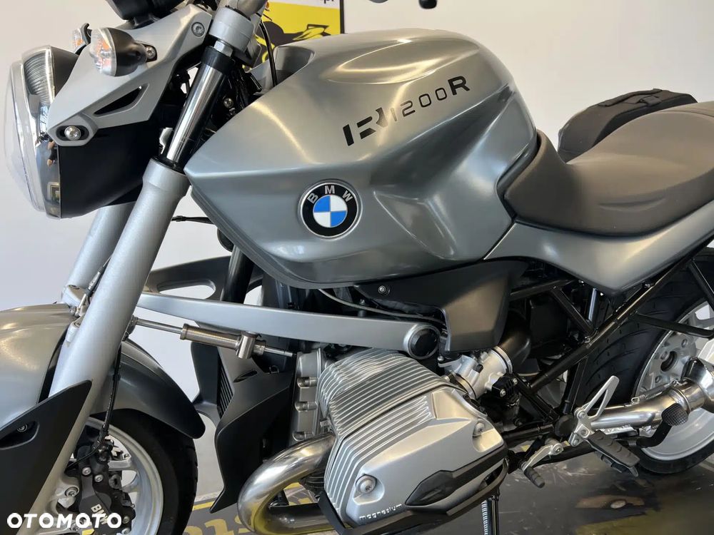 BMW R - 9