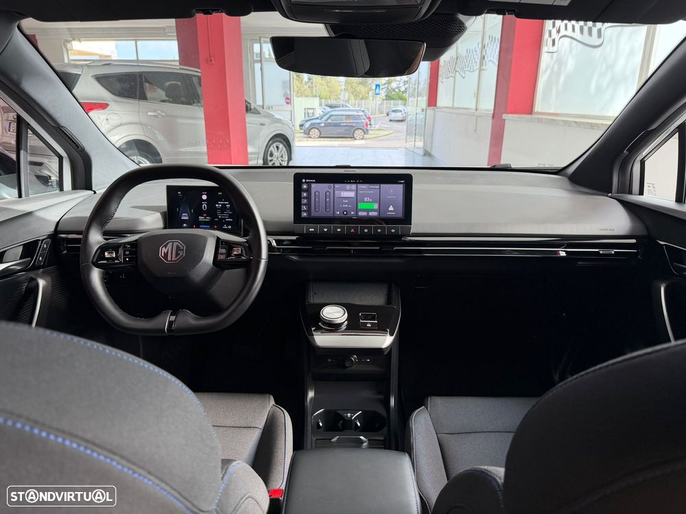 MG MG4 4 Standard - 11