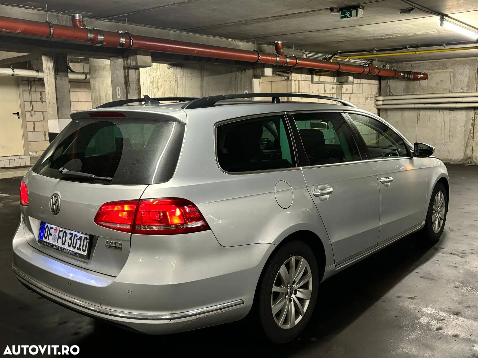 Volkswagen Passat - 4
