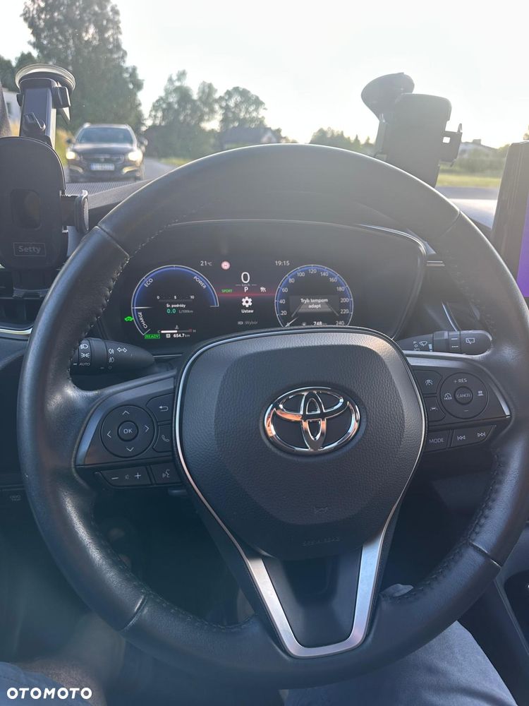 Toyota Corolla - 4