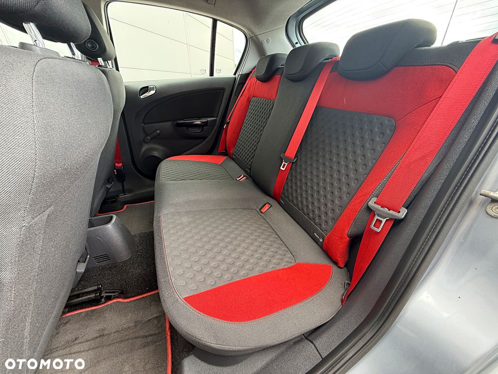 Opel Corsa 1.6 Turbo GSi - 25