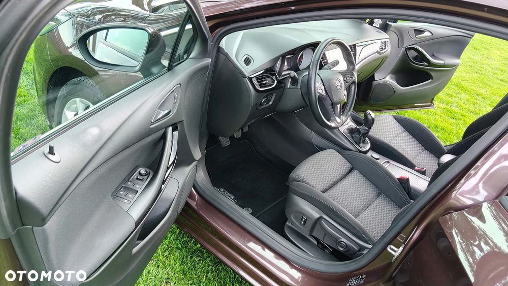 Opel Astra 1.4 Turbo Innovation - 19