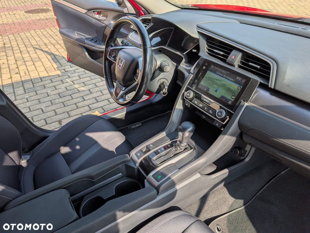 Honda Civic 1.5 T Executive CVT - 32