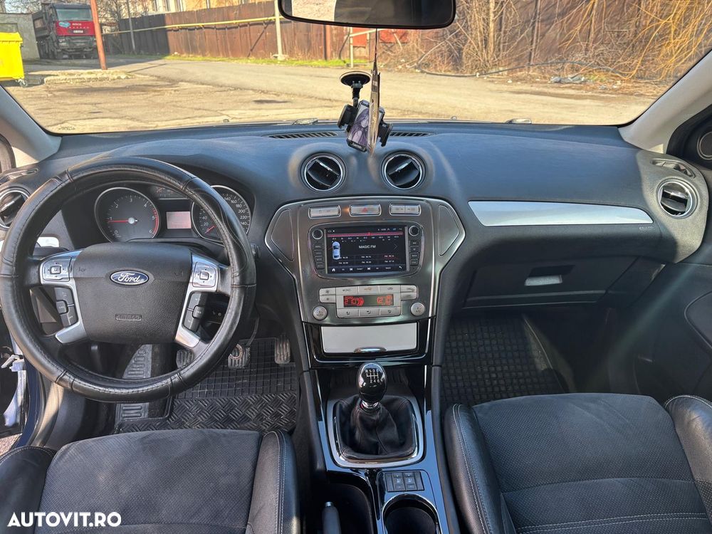 Ford Mondeo 2.0 TDCI Trend - 6