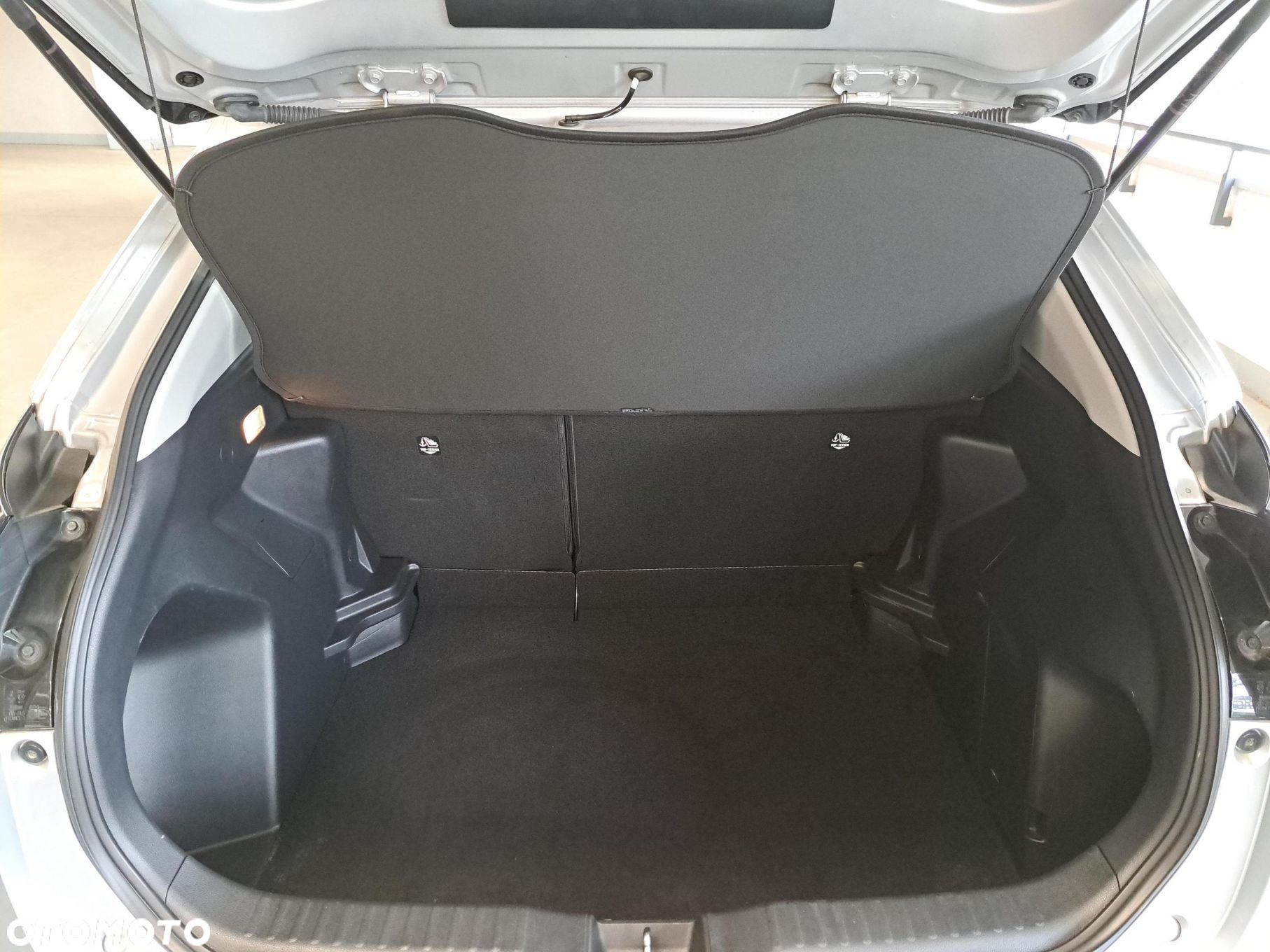 Toyota Yaris Cross - 12