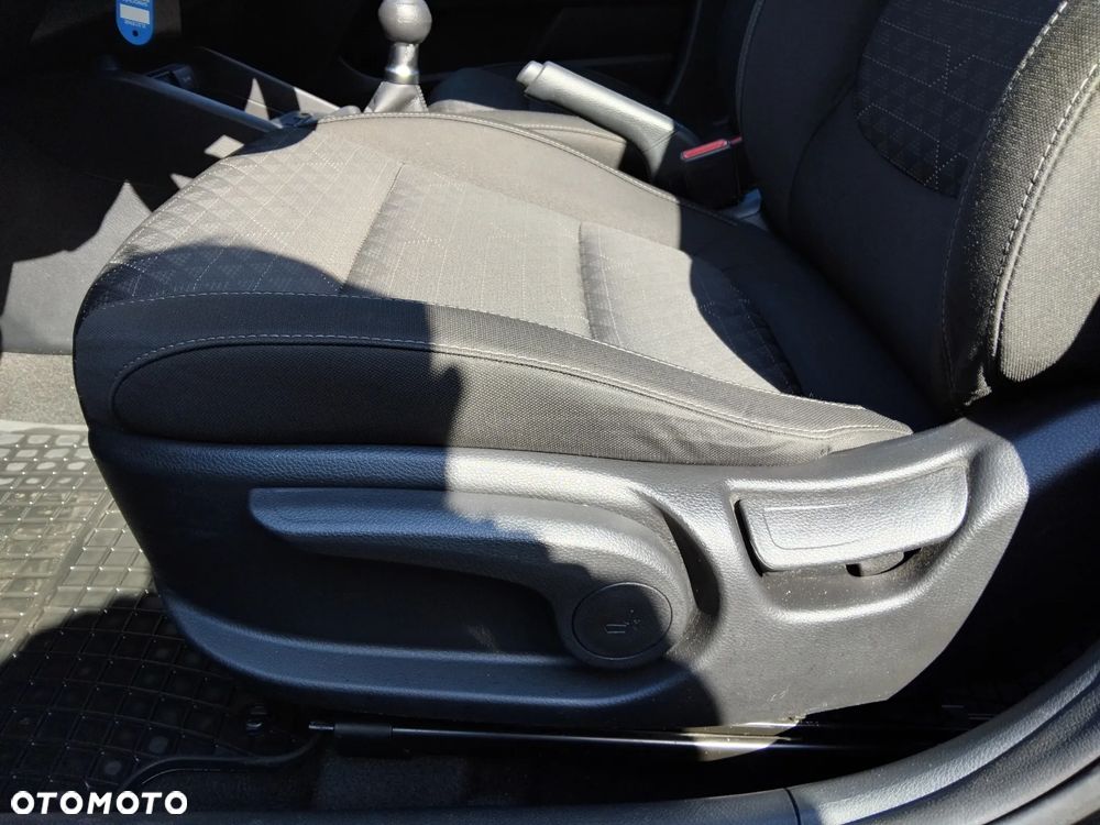 Kia Rio 1.2 M - 20