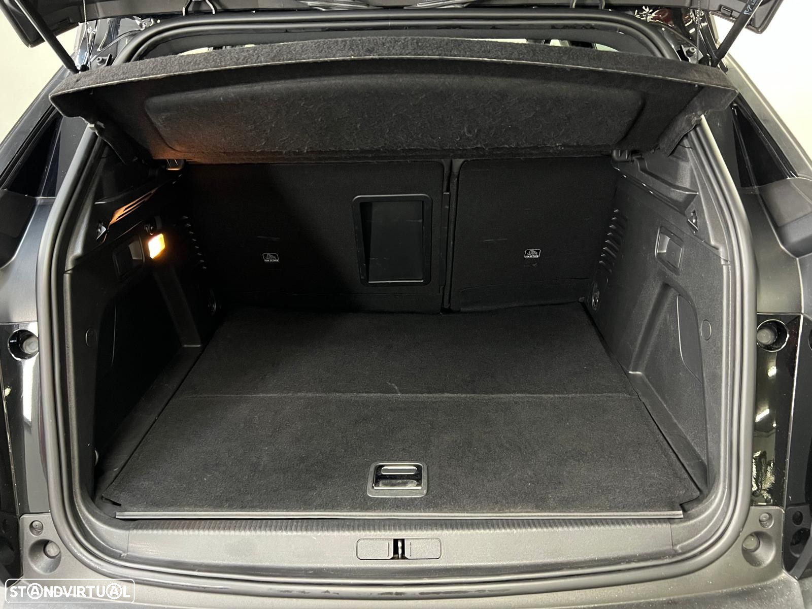 Peugeot 3008 1.6 Hybrid GT Line e-EAT8 - 23