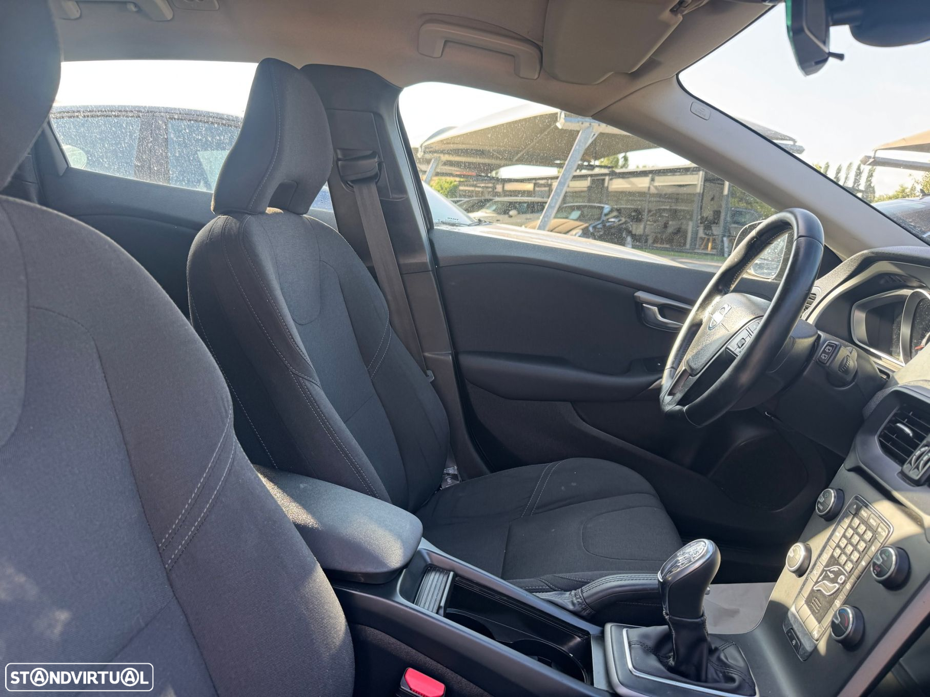 Volvo V40 1.6 D2 Kinetic - 11