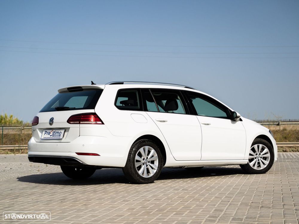 VW Golf Variant 1.6 TDi Confortline - 32