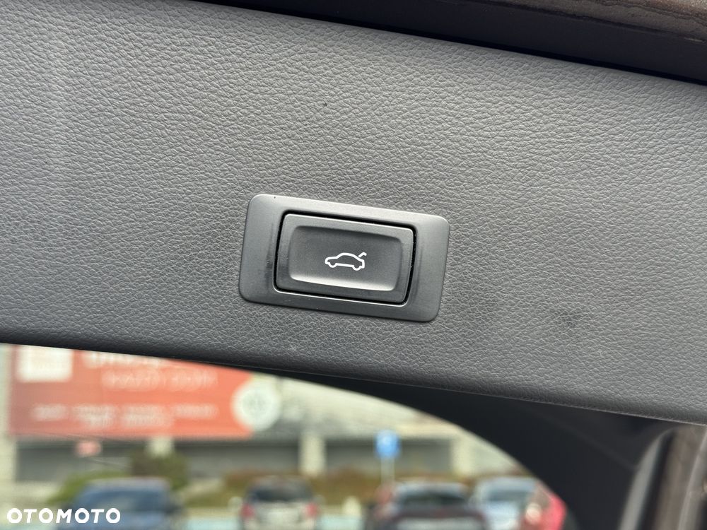 Audi A6 Avant - 16