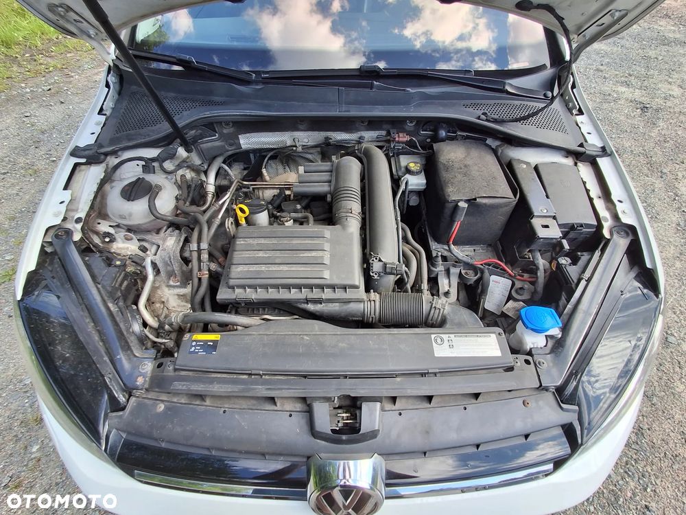 Volkswagen Golf 1.4 TSI BMT Highline - 12