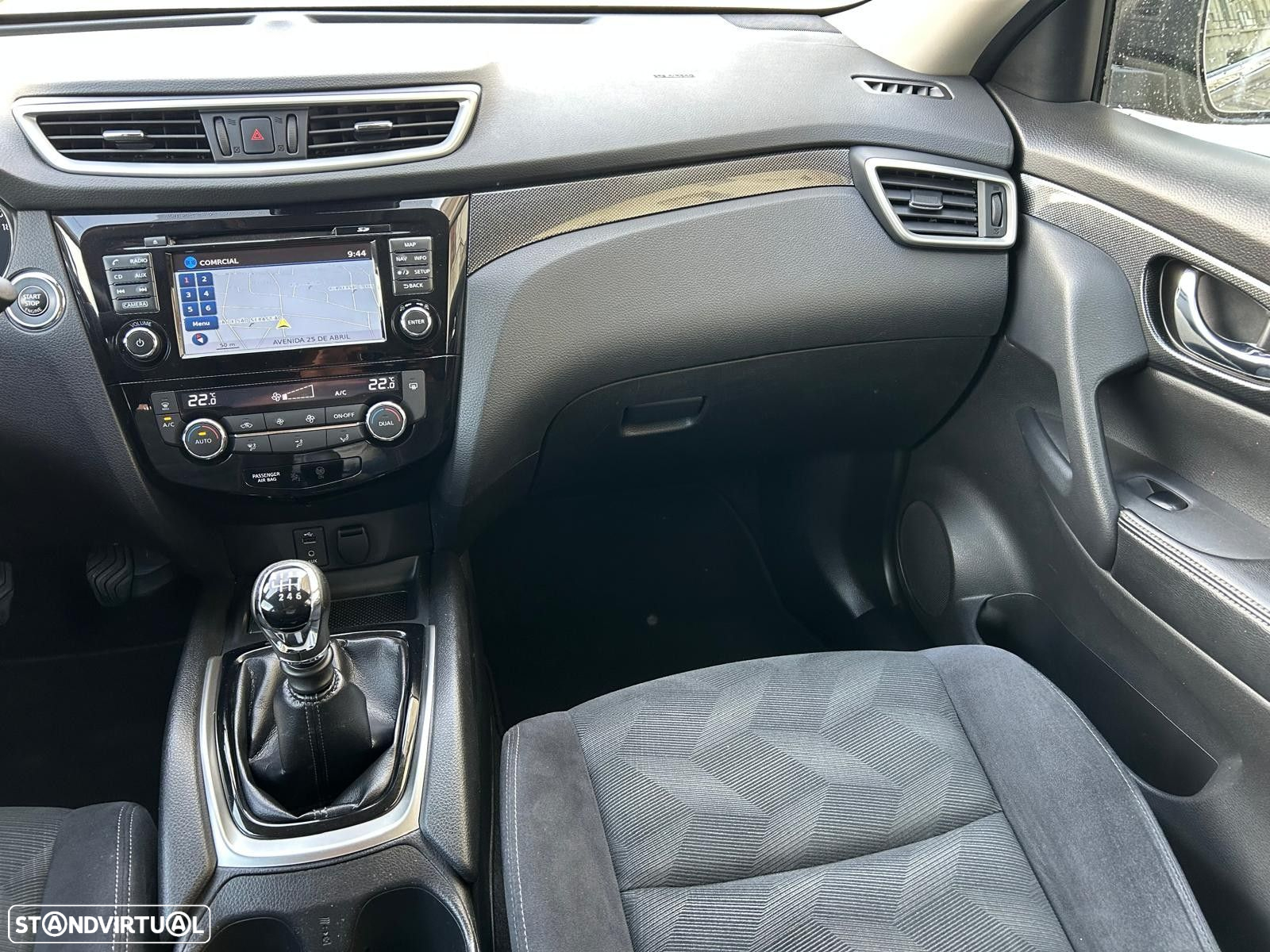 Nissan X-Trail 1.6 dCi N-Connecta - 26