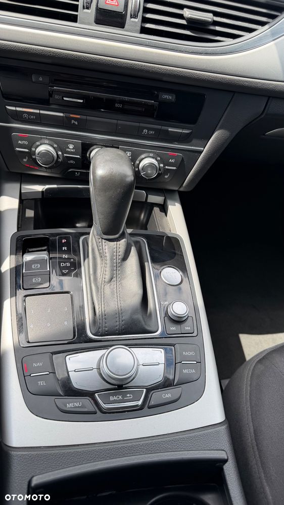 Audi A6 Avant 2.0 TDI Ultra S tronic - 26