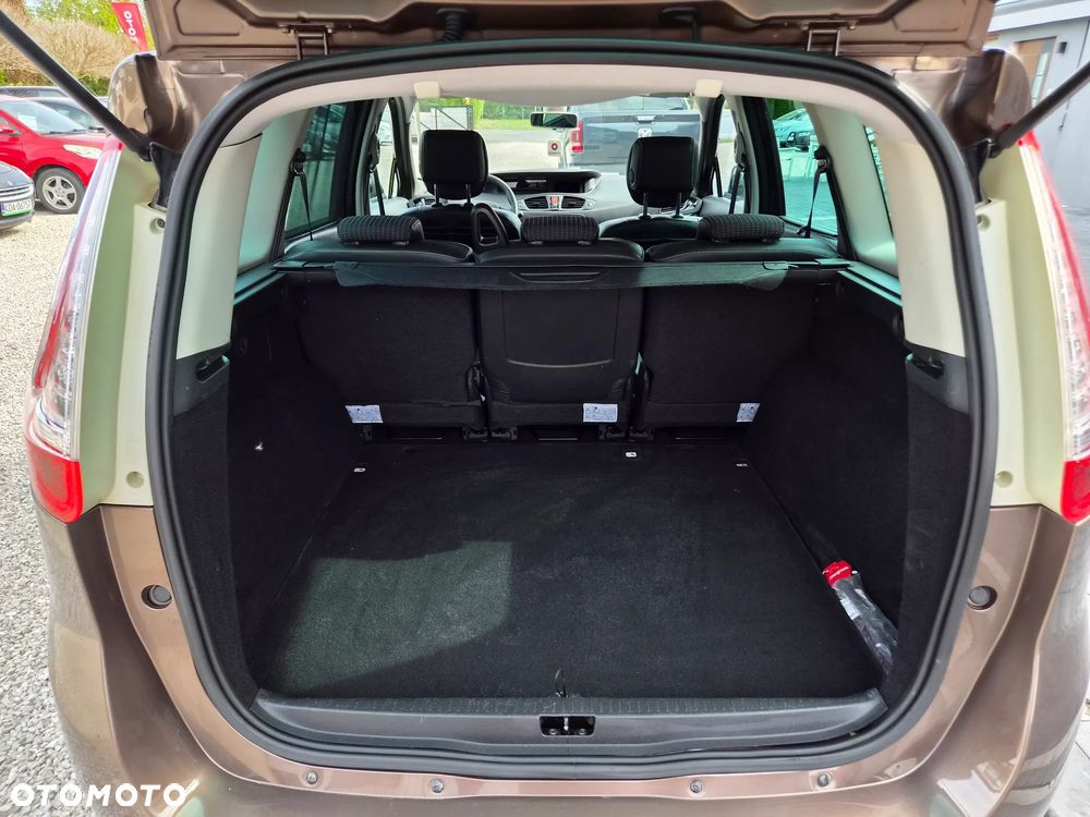 Renault Grand Scenic - 18
