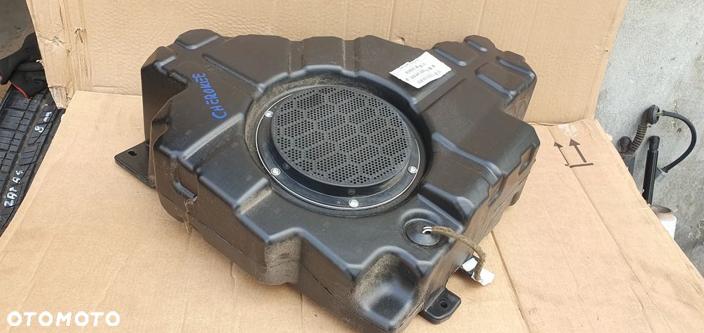 Głośnik basowy subwoofer Jeep Grand Cherokee 4 WK2 05064610AC - 3