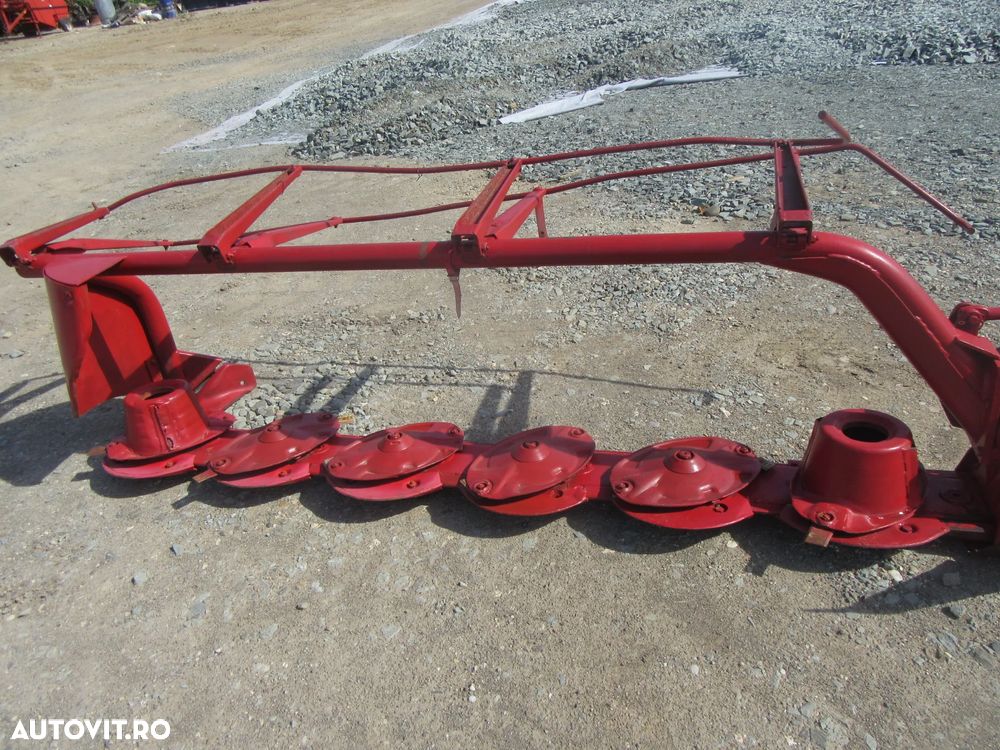 Kuhn Coasa rotativa 6 talere - 5