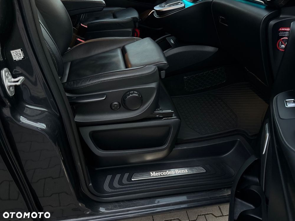 Mercedes-Benz Klasa V 300 d Avantgarde 9G-Tronic (d³ugi) - 21