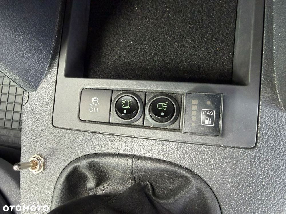 Volkswagen Caddy - 15