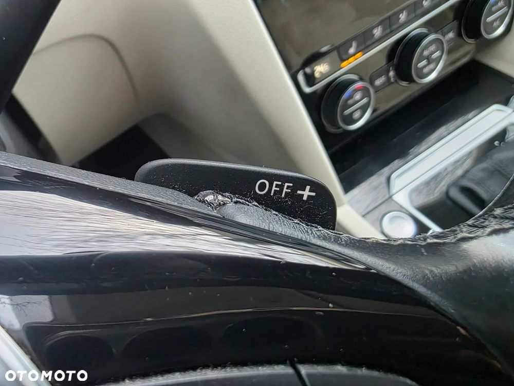 Volkswagen Passat 1.8 TSI BMT Highline DSG - 20