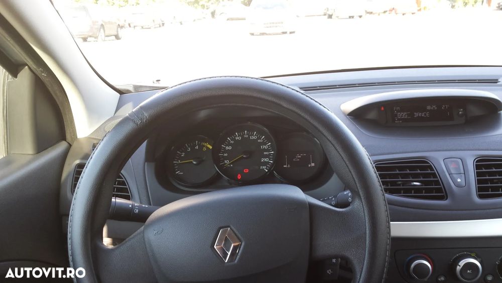 Renault Megane 1.5 dCi Expression - 6