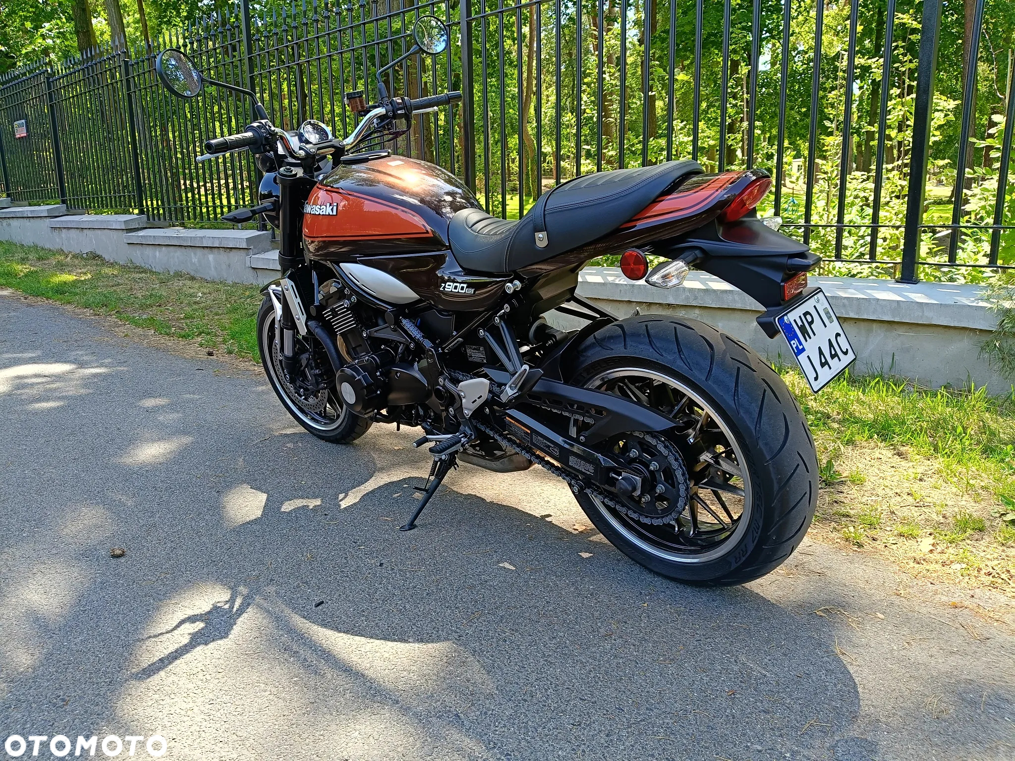 Kawasaki Z 900 RS - 5