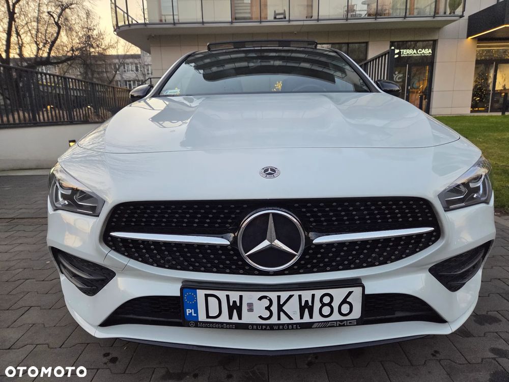 Mercedes-Benz CLA 220 4-Matic AMG Line 7G-DCT - 12