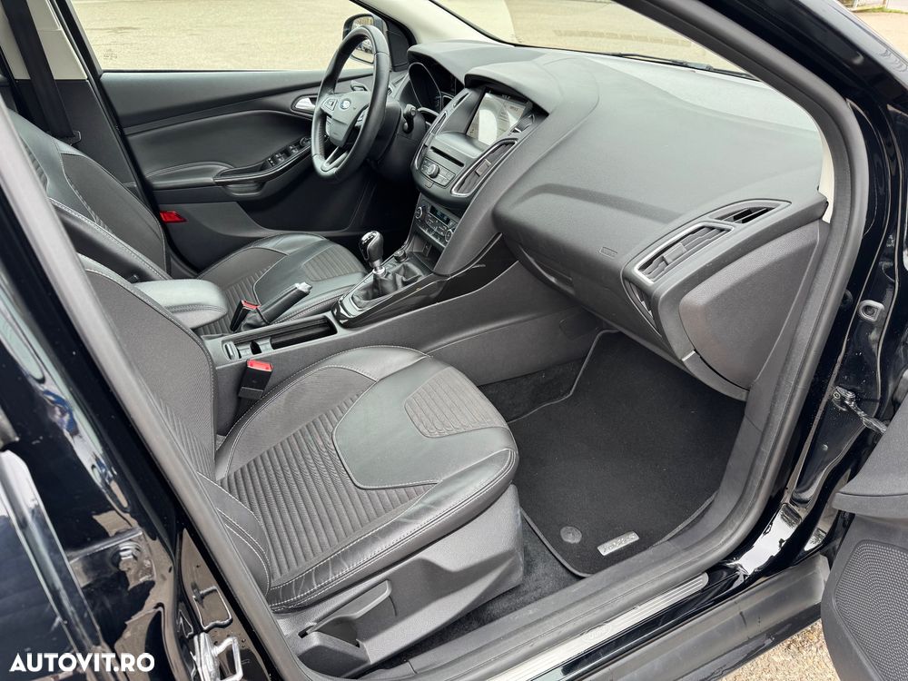 Ford Focus 1.5 EcoBoost Start-Stopp-System Titanium - 31