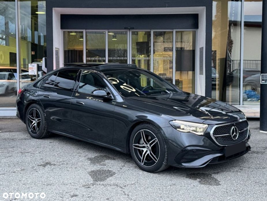 Mercedes-Benz Klasa E 220 d mHEV 4-Matic AMG 9G-Tronic - 11