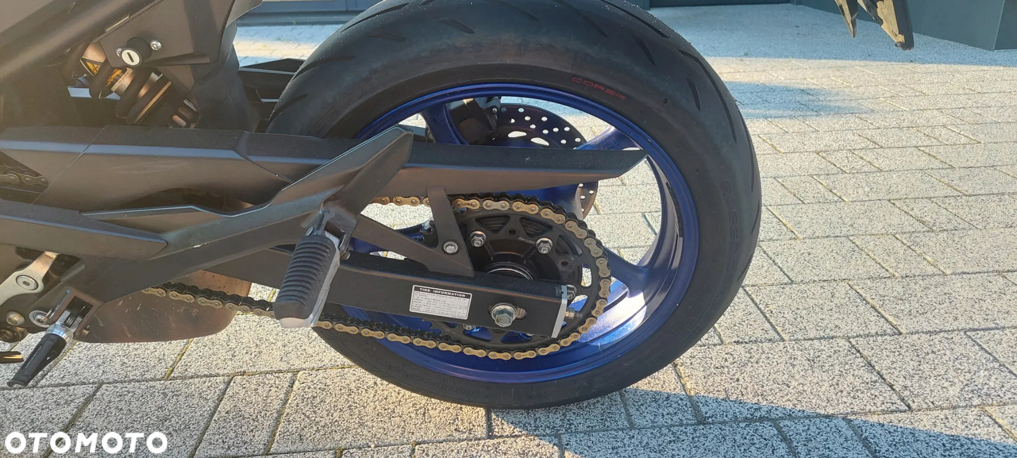 Yamaha XJ - 6