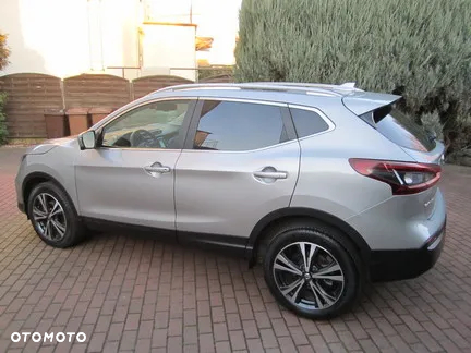 Nissan Qashqai 1.3 DIG-T N-Connecta DCT - 19