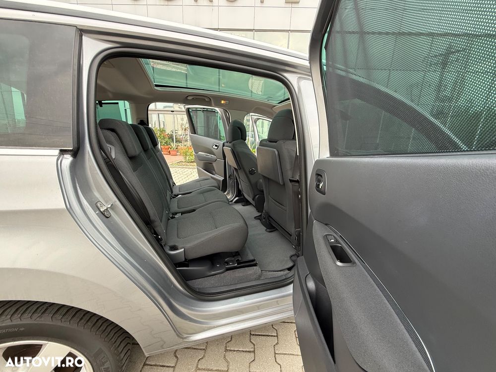 Peugeot 5008 1.6 THP Active - 14