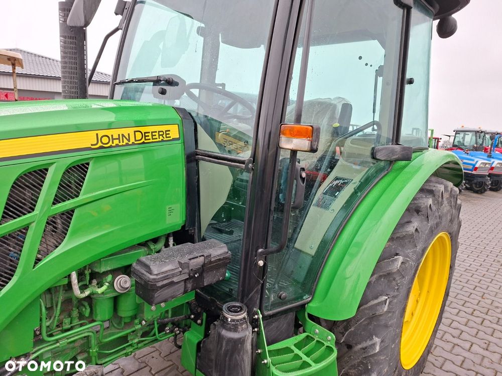 John Deere 5405 4X4 - 23