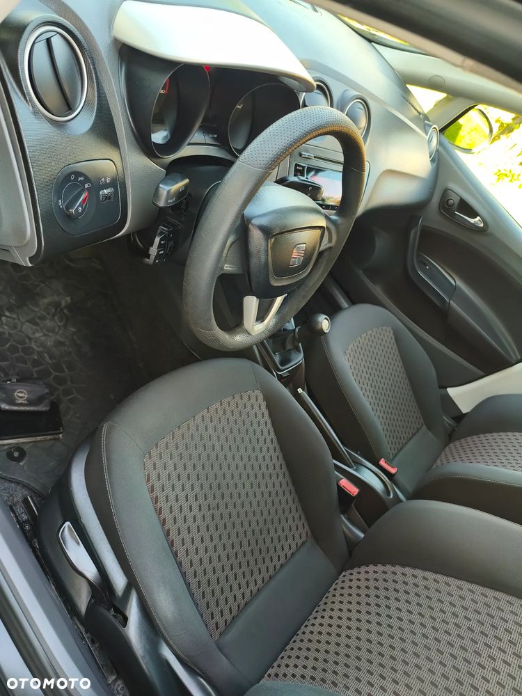 Seat Ibiza 1.4 16V Passion - 13