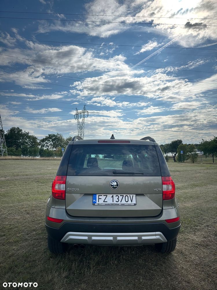 Skoda Yeti 1.4 TSI 4x2 Street Green tec - 8