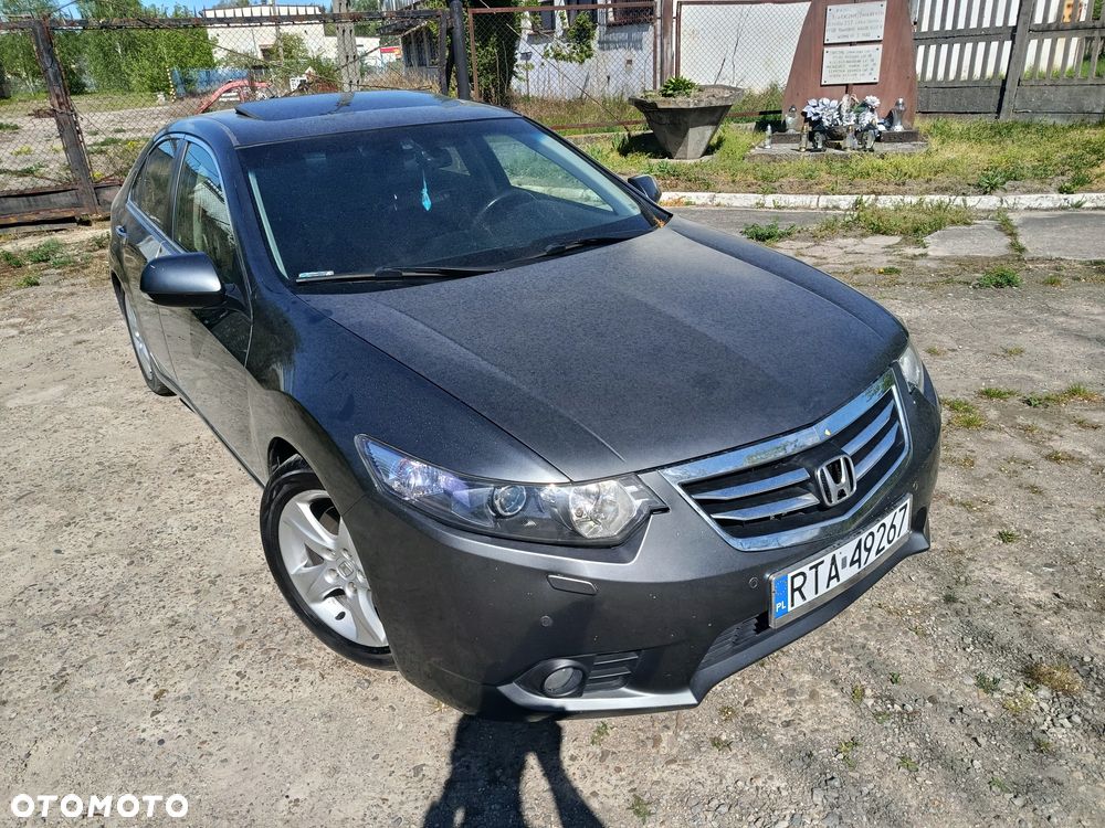 Honda Accord - 1