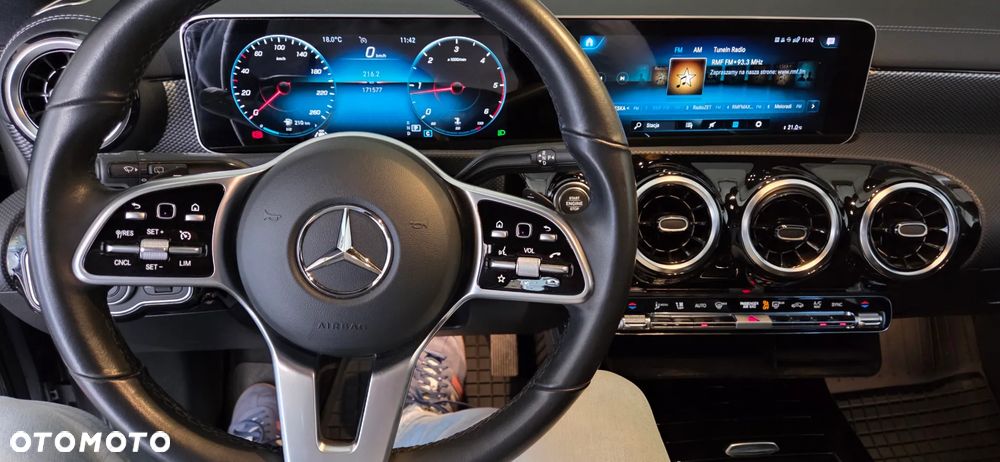 Mercedes-Benz CLA 200 d 8G-DCT - 11