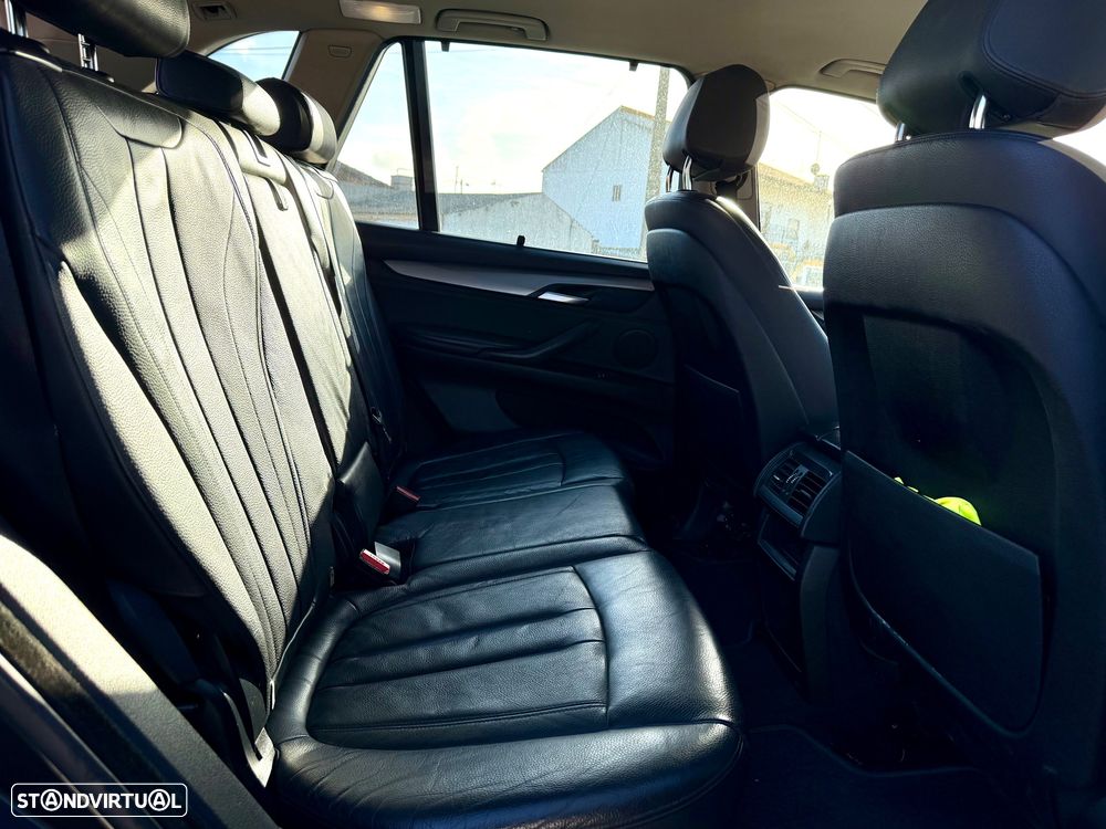 BMW X5 25 d sDrive Comfort 7L - 49