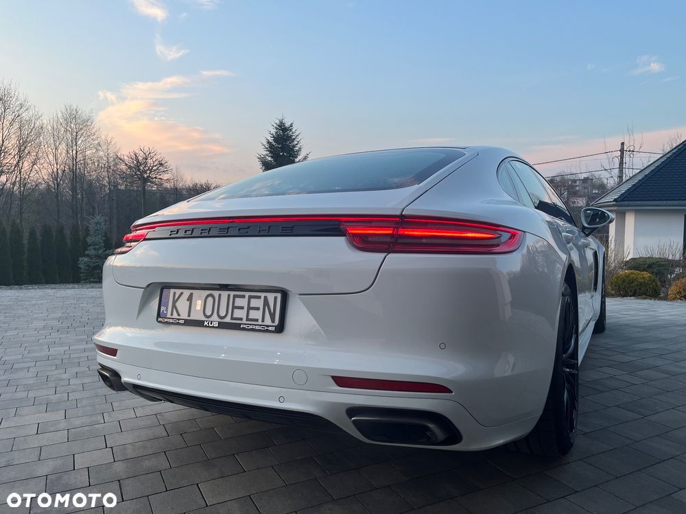 Porsche Panamera 4 - 17