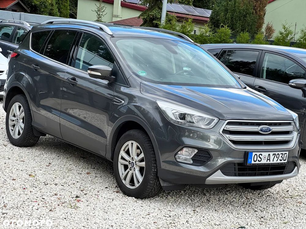 Ford Kuga 1.5 EcoBoost 2x4 Titanium - 1