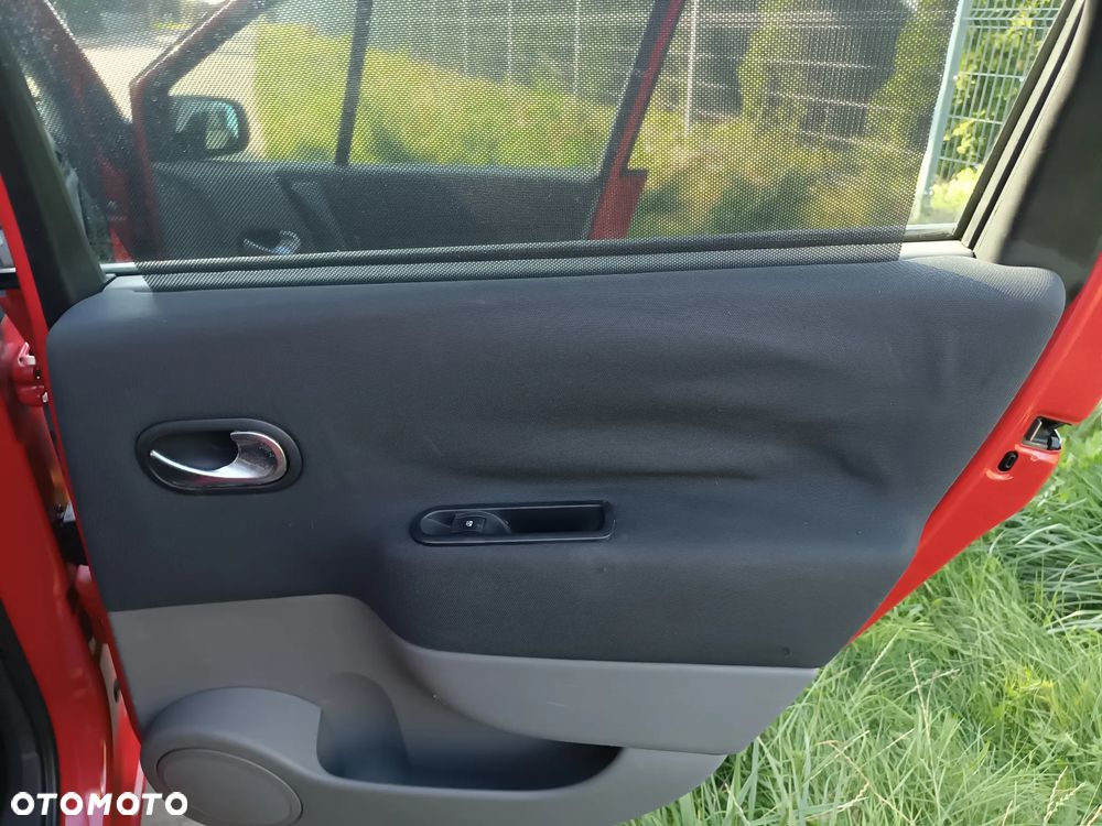 Renault Scenic 1.6 16V Expression - 26