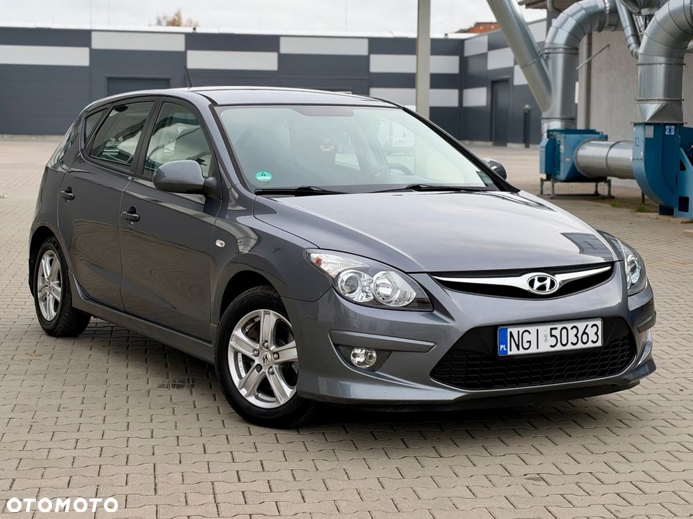 Hyundai I30 2011 photo 2